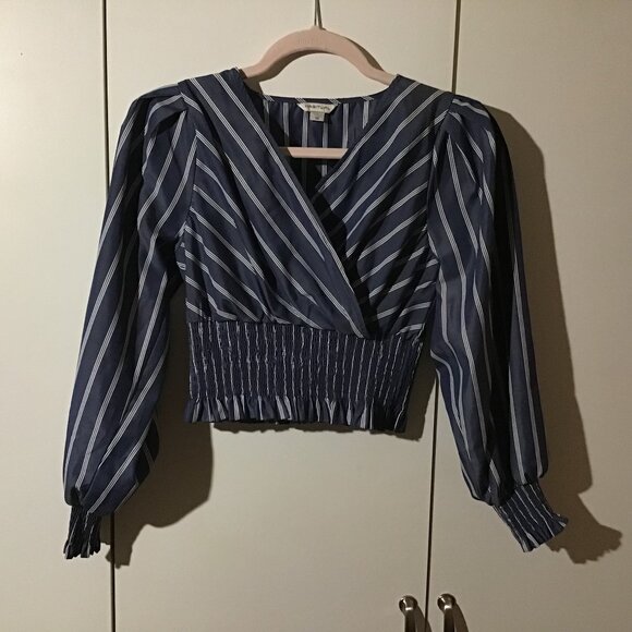 GIRLS BLOUSE - Picture 1 of 2